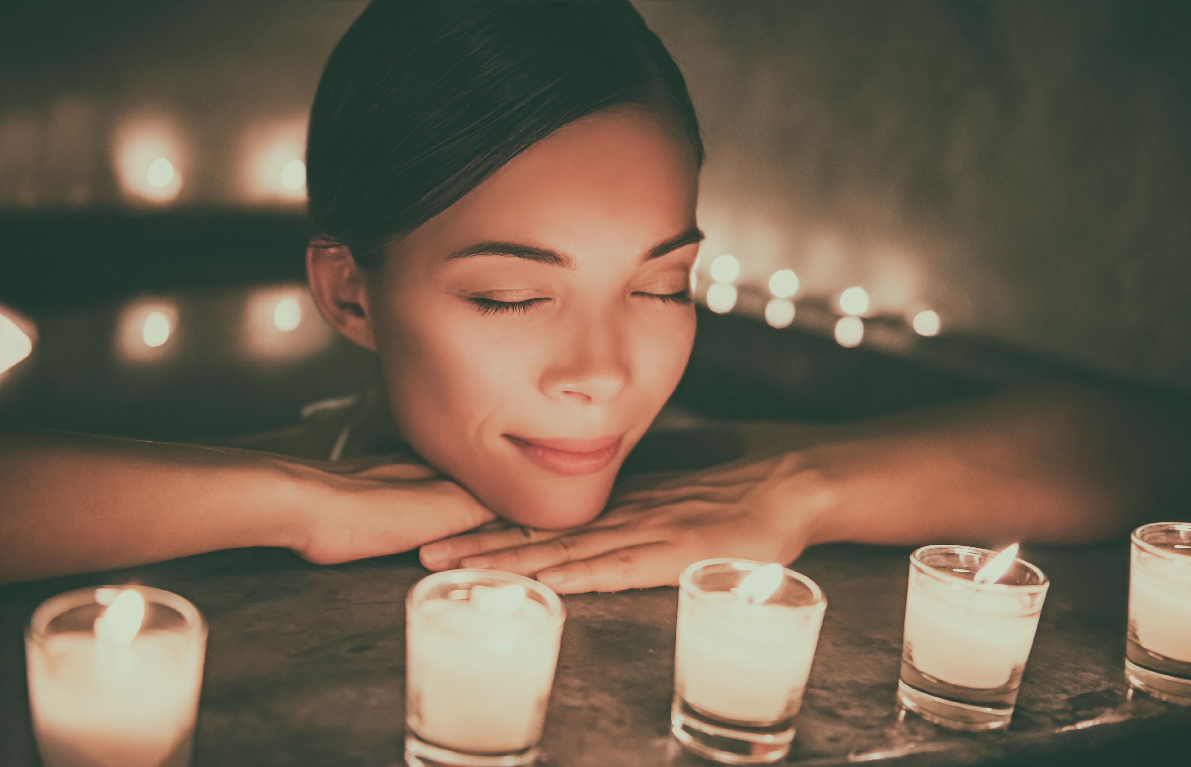 How to Use Candlelight to Relax  